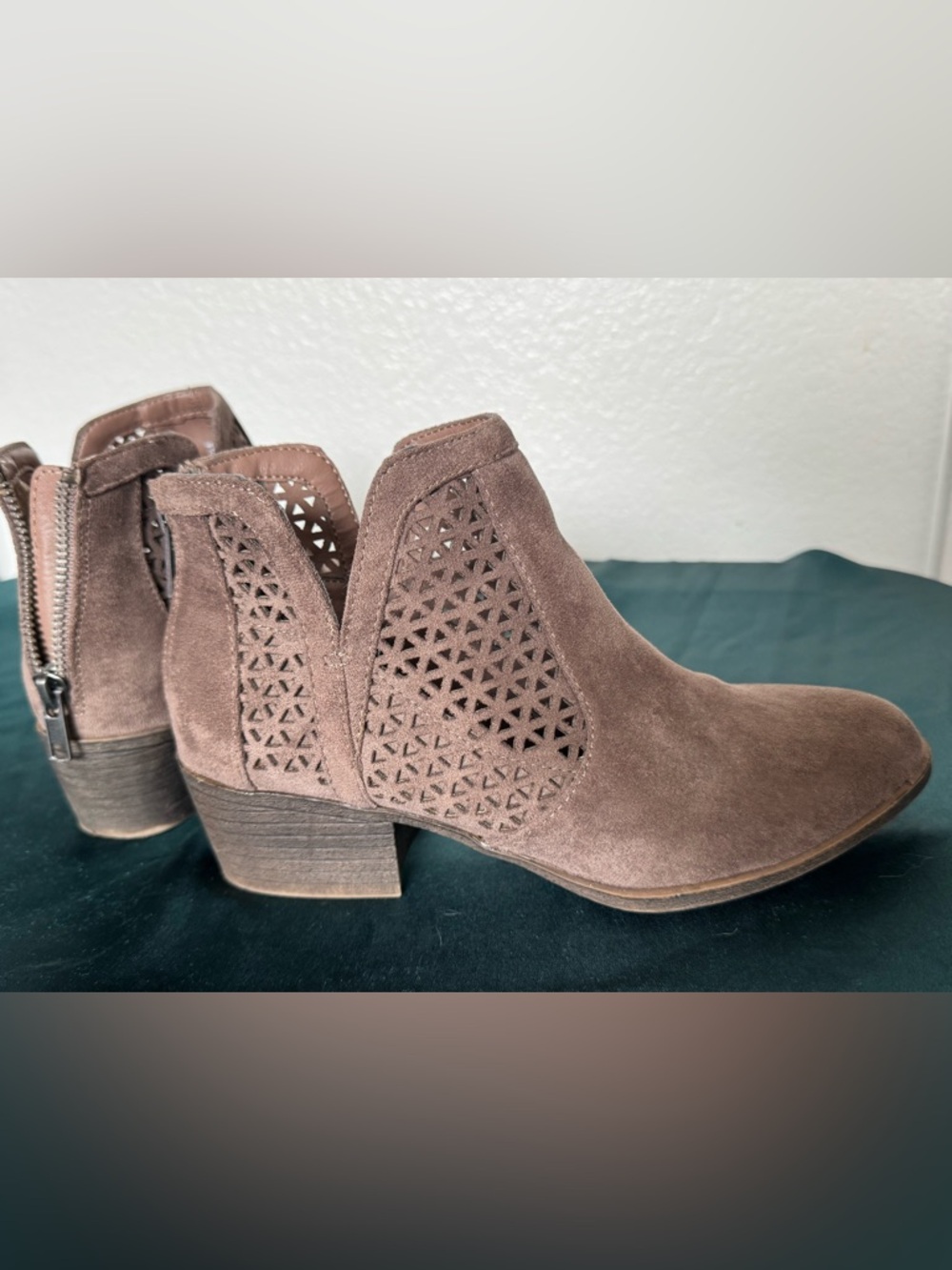Madden NYC Brown Suede Ankle Booties, Back Sip, US 6M